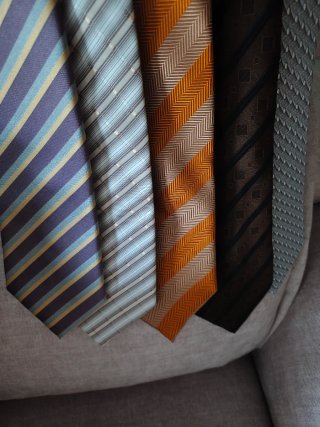 Traje de hombre gris