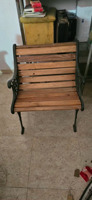 Banco de jardín madera y metal