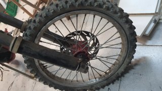 Tren delantero KTM LC4 horquilla invertida llanta