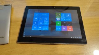 Tablet PC 2 en 1 Lenovo Mii 320 con Windows 10