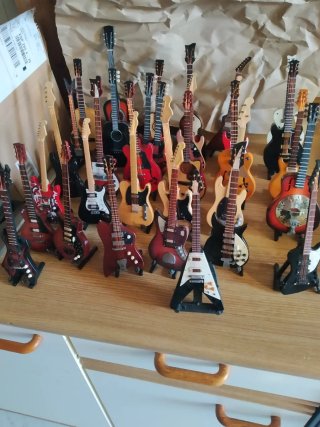 Colección Miniaturas Guitarras Eléctricas