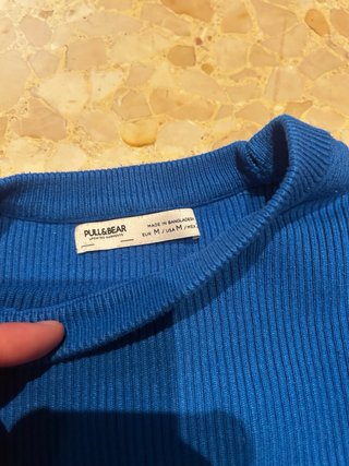 Jersey azul eléctrico Pull&Bear talla M
