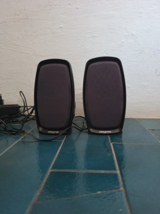 Altavoces Creative Negros