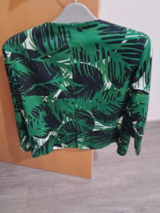 Chaqueta Zara Estampada Hojas