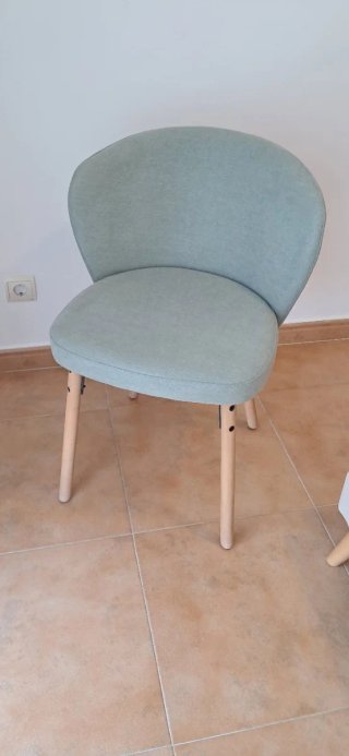 Silla comedor aguamarina tela y madera