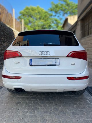 Audi Q5 quattro 2012