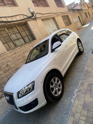 Audi Q5 quattro 2012