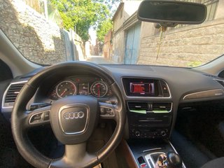 Audi Q5 quattro 2012