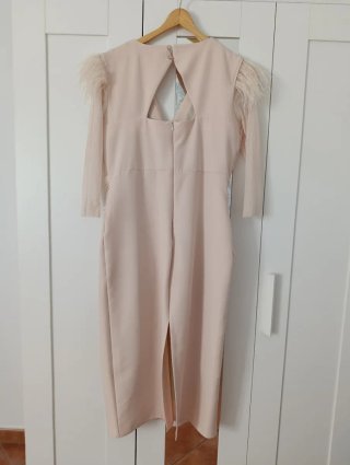 Vestido midi elegante para eventos