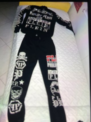 Felpa Philipp Plein nera con stampe brillantinate