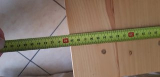 Comodino artigianale in legno