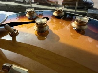 Epiphone Sheraton Vintage Sunburst Guitarra.
