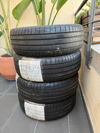 Neumáticos Bridgestone Turanza 6 2 meses utilizado