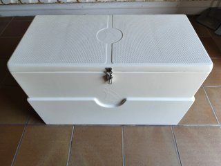Cofre Asiento Fibra de Vidrio. Poliéster