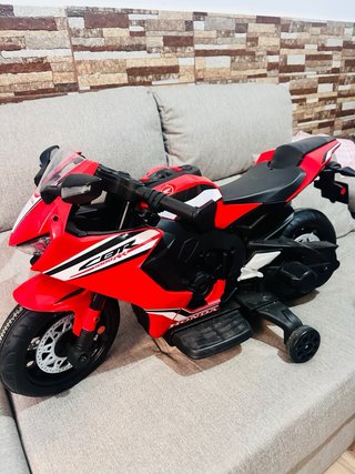Moto Eléctrica Infantil Honda CBR Roja