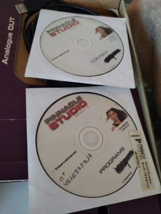 Pinnacle Studio MovieBox USB Capturadora