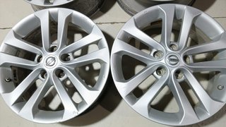 JUEGO LLANTAS NISSAN JUKE (F15E) K9K R17