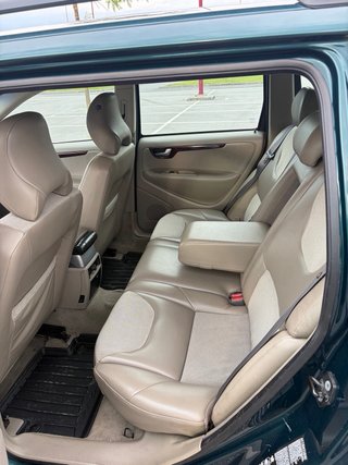 Volvo XC70 2004