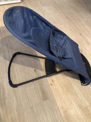 Hamaca BabyBjörn Balance Soft azul impecable