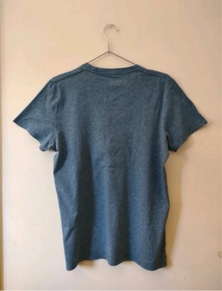 Camiseta azul Hollister