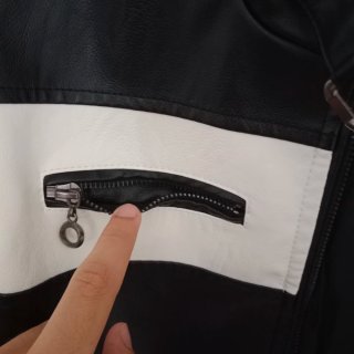 Chaqueta Biker Polipiel Negra y Blanca