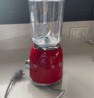 Batidora Smeg Roja
