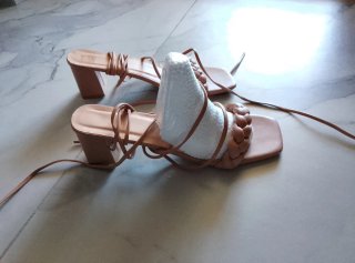 Sandali eleganti beige/nude n.42.