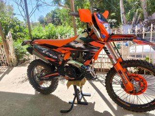 KTM 300 EXC TBI 2025 six days