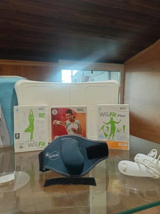 Nintendo Wii + Juegos y Accesorios