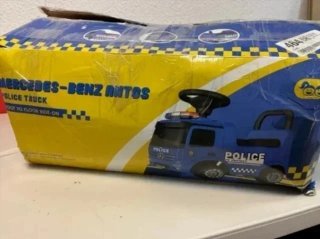 CORREPASILLOS Camion Policia Mercedez