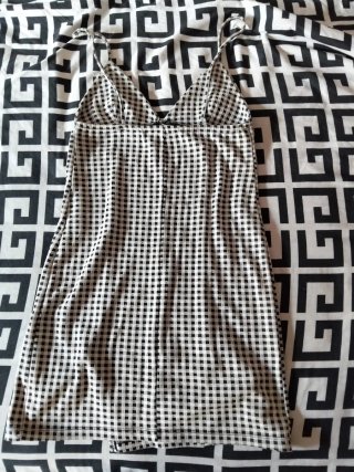 Vestido mini cuadros vichy blanco y negro