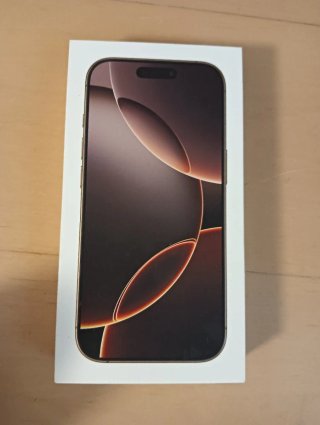 iPhone 16 Pro dorado