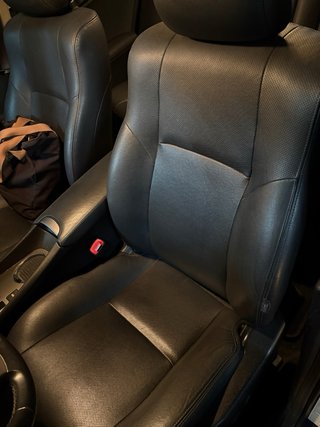 Toyota Avensis 2012