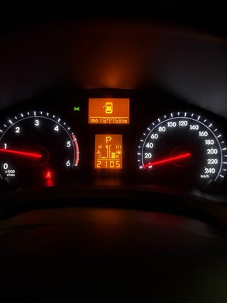Toyota Avensis 2012