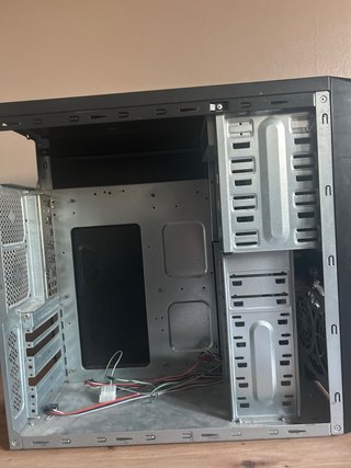 Gabinete PC Negro Oficina