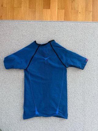 Camiseta Hoko Azul Manga Corta. Marca Hoko