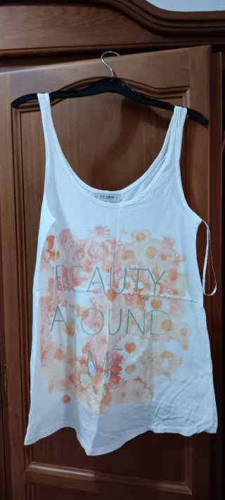 Camiseta Pull&Bear floral M por 3€