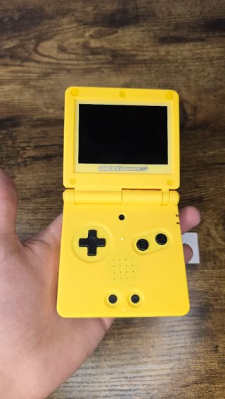 Gameboy Advance SP Pikachu Edition