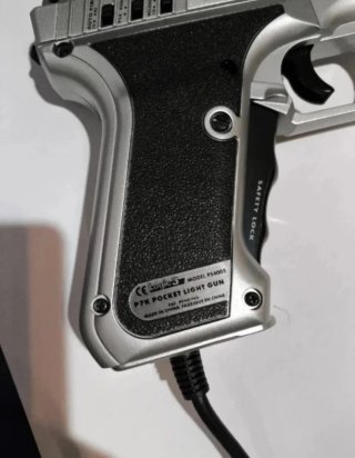 Pistola Retro P7K PS1 Logic 3