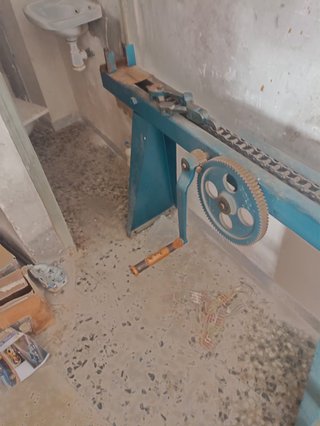 Máquina para estirar oro