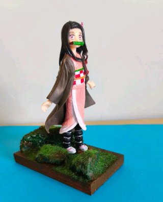 Figure Demon Slayer Nezuko Kamado con diorama