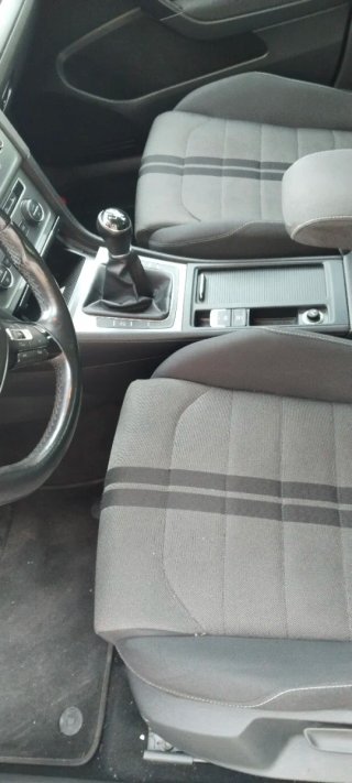 Volkswagen Golf 5 Puertas Negro