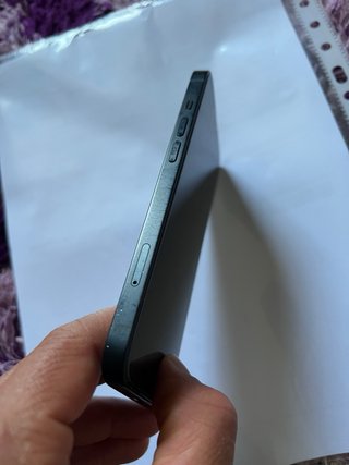 iPhone 13 128GB Negro salud de batería 84%