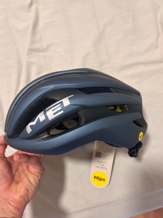 Casco MET Trenta MIPS Talla M Azul Grisáceo.