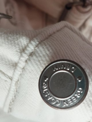 Pantalón peto beige