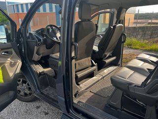 FORD Tourneo Custom 2.2 TDCI 300 L2 Titanium