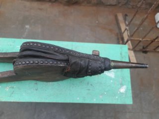 Antiguo fuelle de fragua de madera