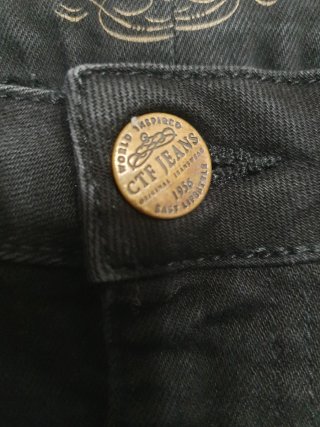 Pantalón vaquero negro Ctf Talla 46