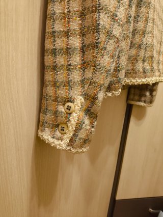 Chaqueta tipo Chanel cuadros beige multicolor