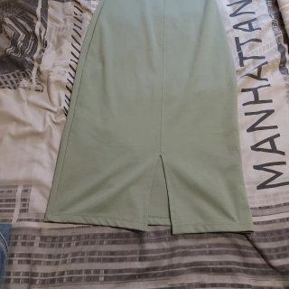 Vestido midi verde menta Zara